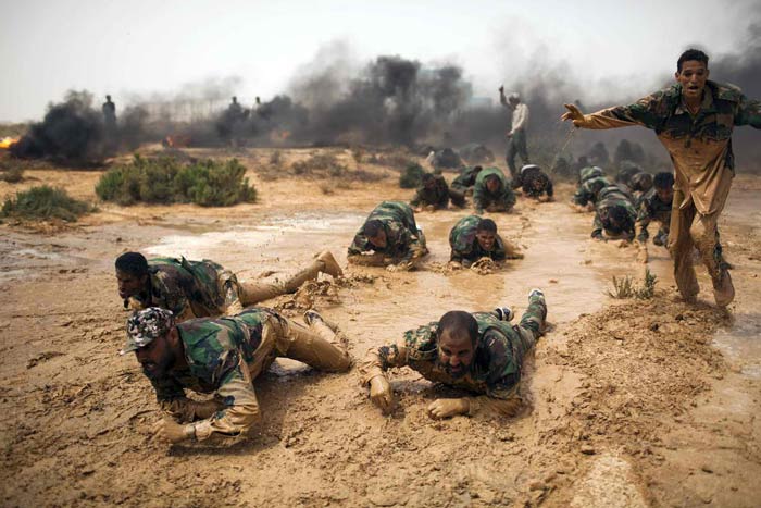 Подготовка антиправительственных террористов. Бенгази, Ливия, 2 июня 2011 года. (AP / Rodrigo Abd)