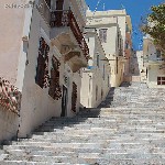 Фото: Путеводка. Греция. Киклады. Сирос. Порт Эрмуполис. Лестницы.